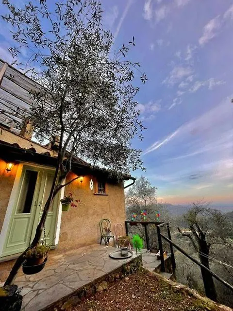 Holiday home La Ghiandaia Monteggiori Villa Culla Italy